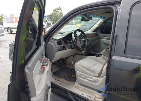 2008 Chevrolet Tahoe Lt z USA, uszkodzony, nr VIN 1GNFC13068J103567